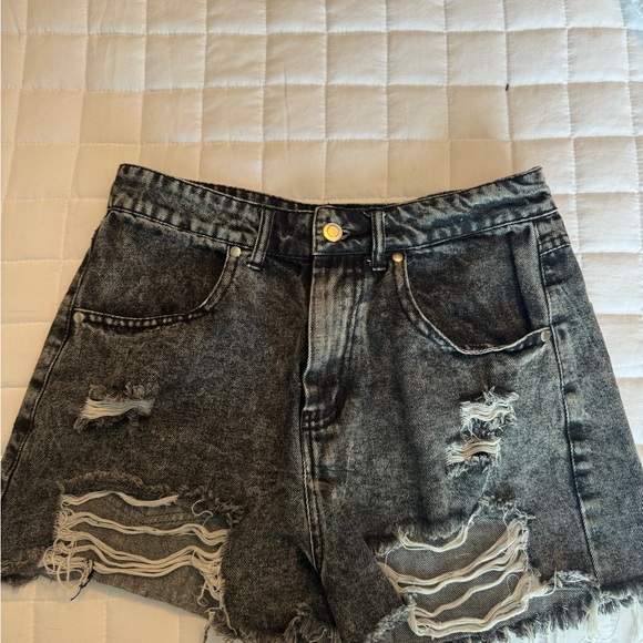 HYFVE Black Distressed Jean Shorts High-Waisted - Picture 1 of 2
